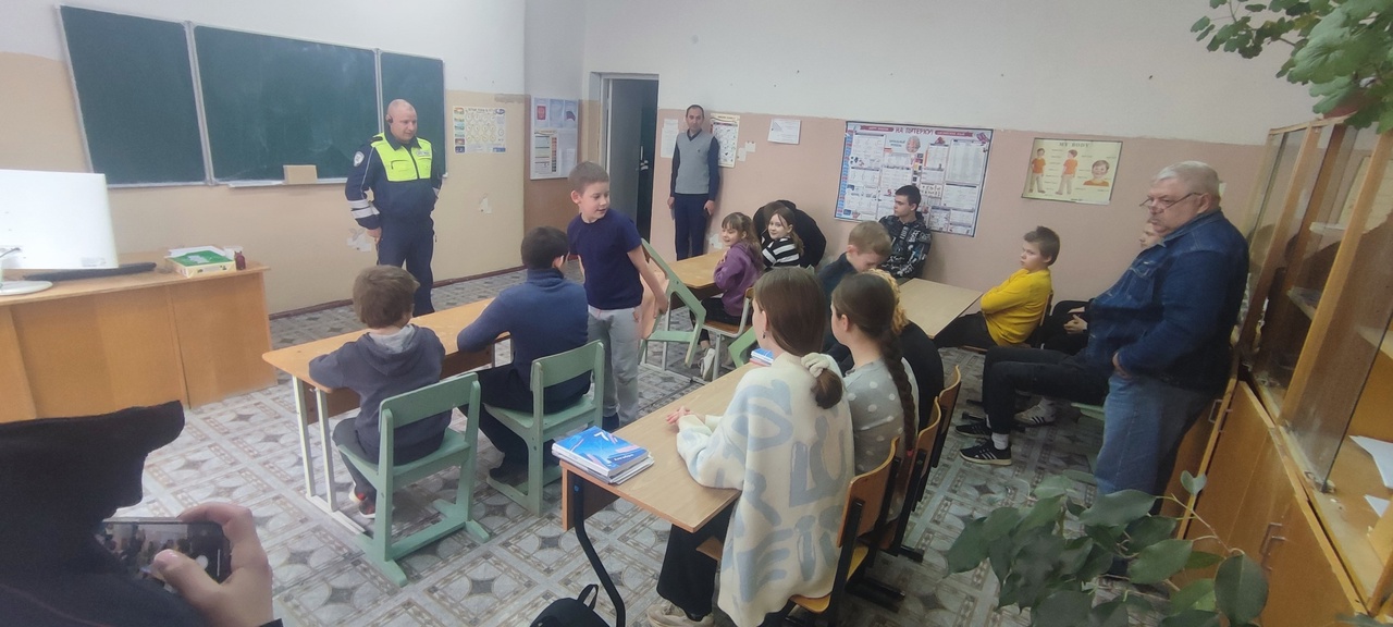 Профилактическое мероприятие с обучающимися 3-9 классов по Правилам дорожного движения..